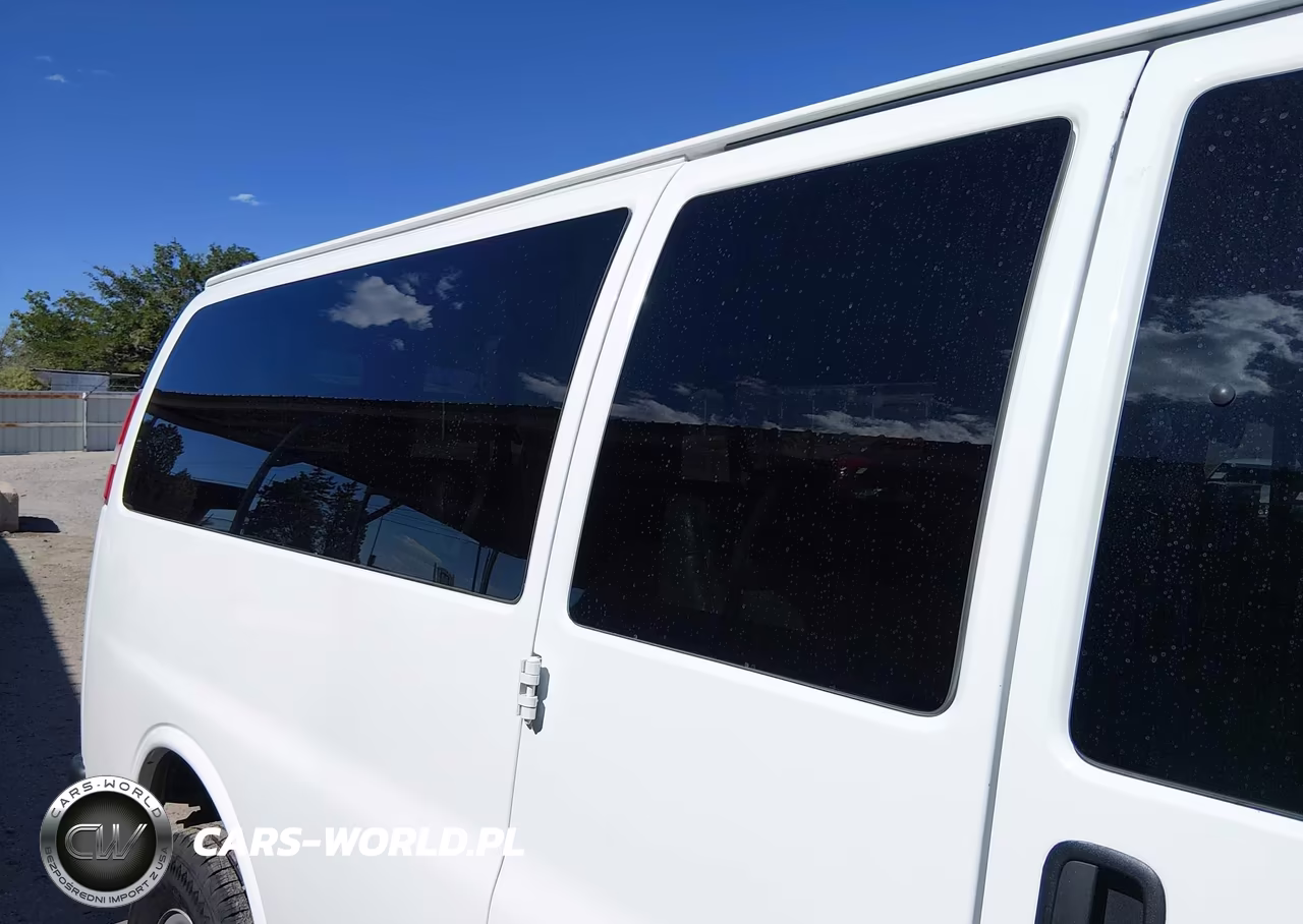 2017 Chevrolet Express 3500 Lt VIN:1GAZGPFG4H1267155 - 8