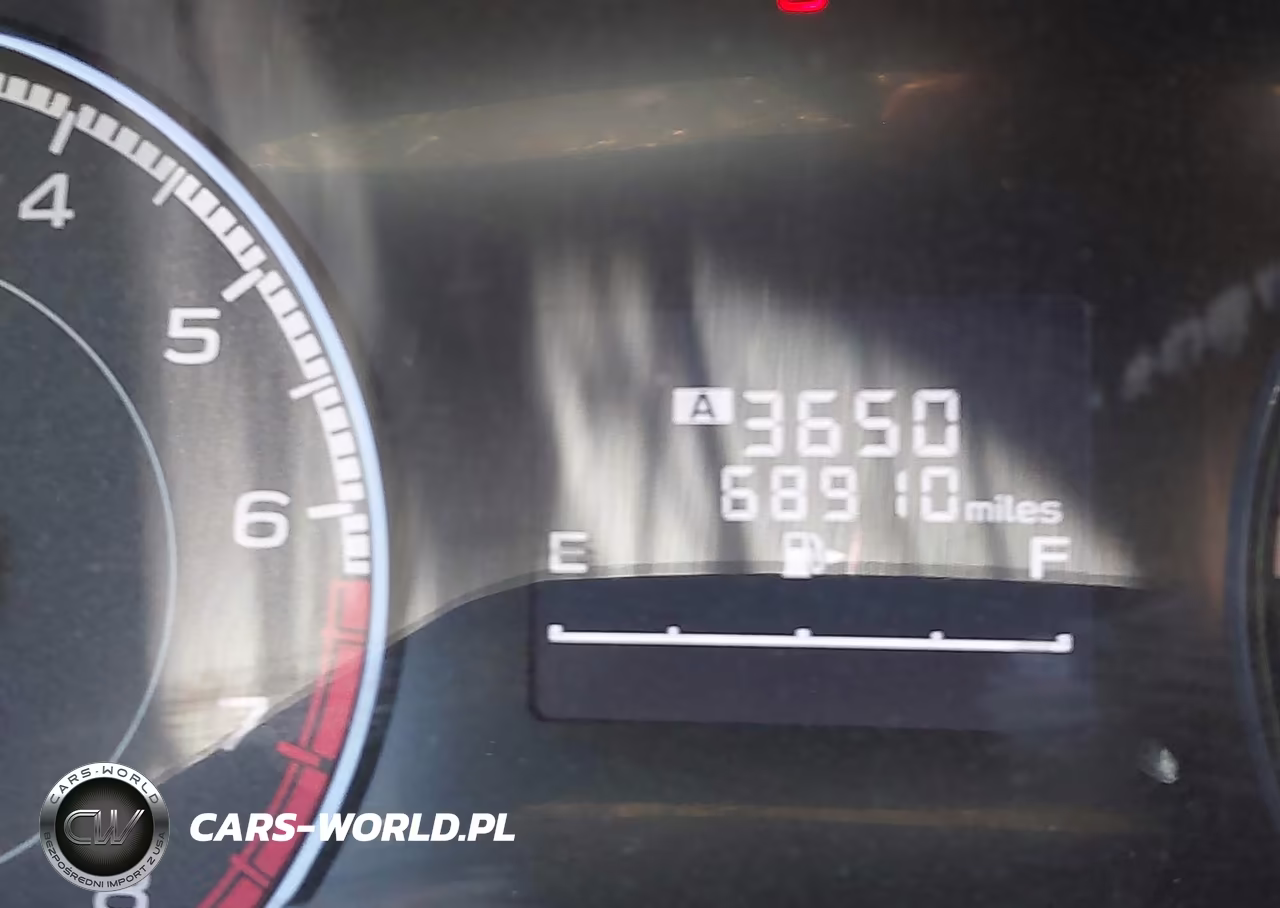 2019 Subaru Crosstrek 2.0I Premium VIN:JF2GTACC1K8320337 - 15