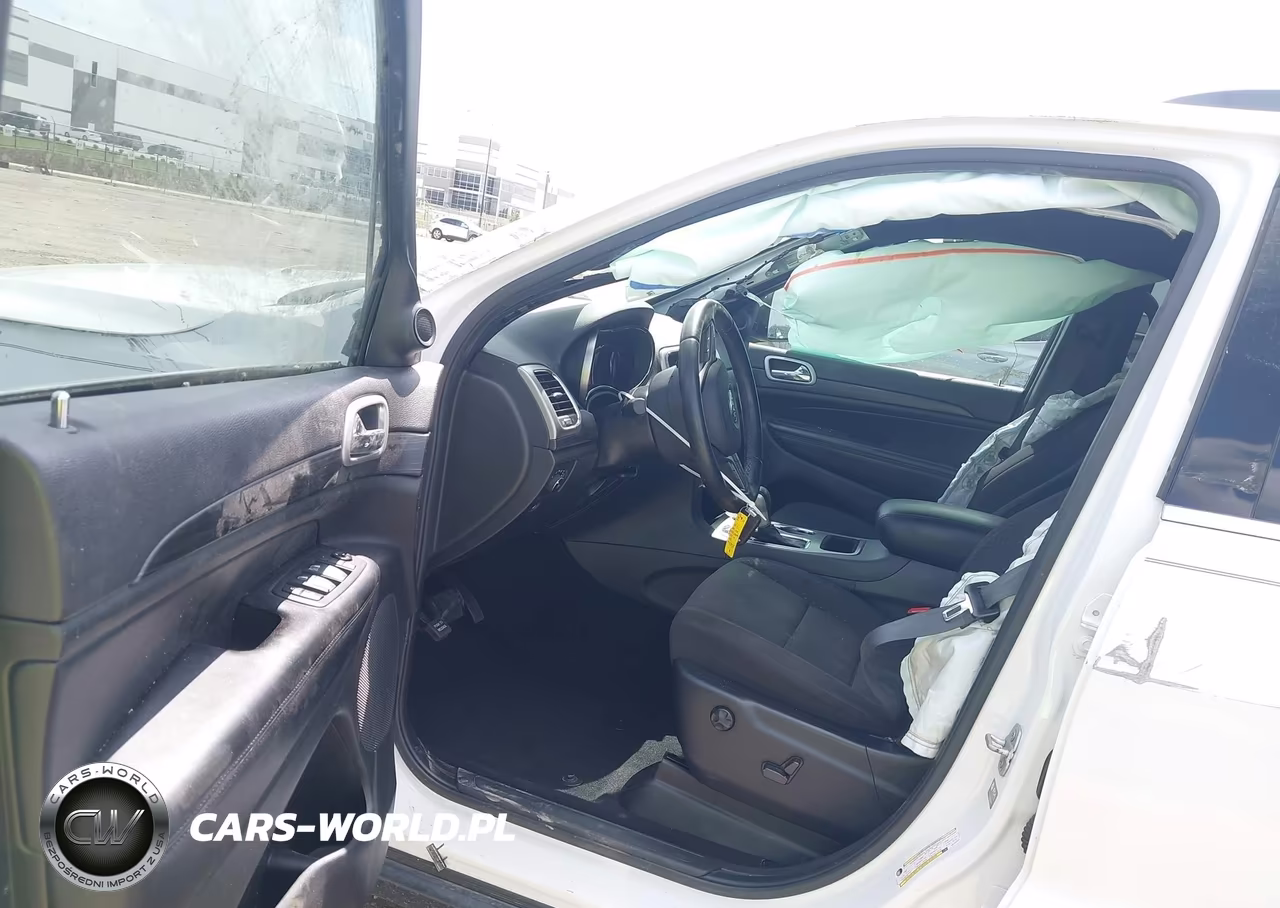 2021 Jeep Grand Cherokee Laredo E 4X2 VIN:1C4RJEAG0MC783757 - 5