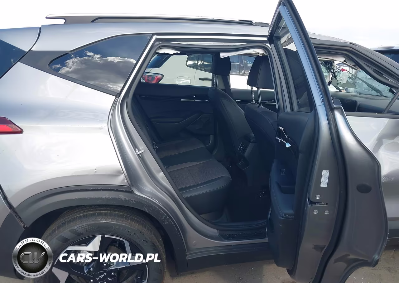 2026 Kia Seltos S VIN:KNDEU2AA6T7840518 - 8