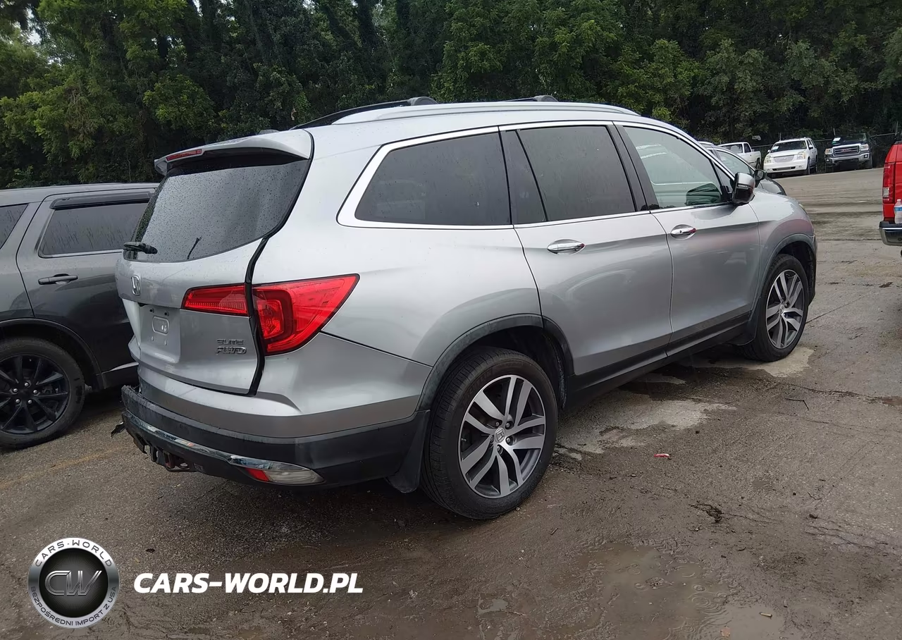 2016 Honda Pilot Elite VIN:5FNYF6H03GB087770 - 4