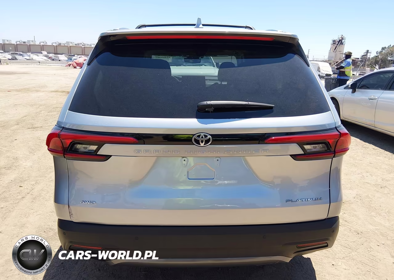 2024 Toyota Grand Highlander Platinum VIN:5TDAAAB59RS037851 - 16