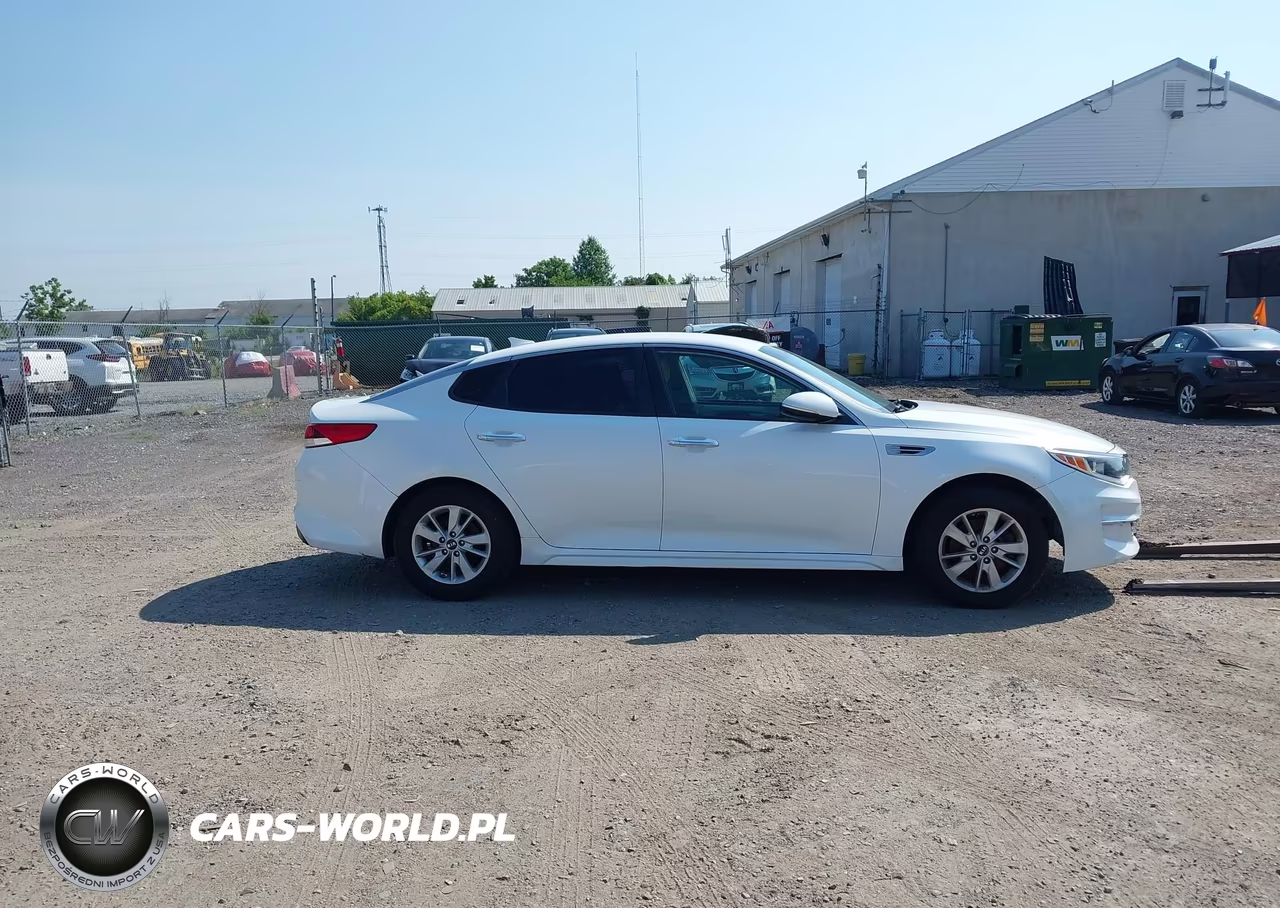 2017 Kia Optima Lx VIN:5XXGT4L36HG160784 - 12