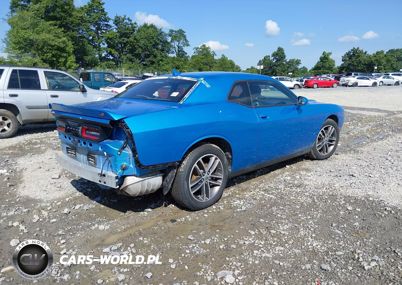 2019 Dodge Challenger Sxt Awd VIN:2C3CDZGGXKH699987 - 4