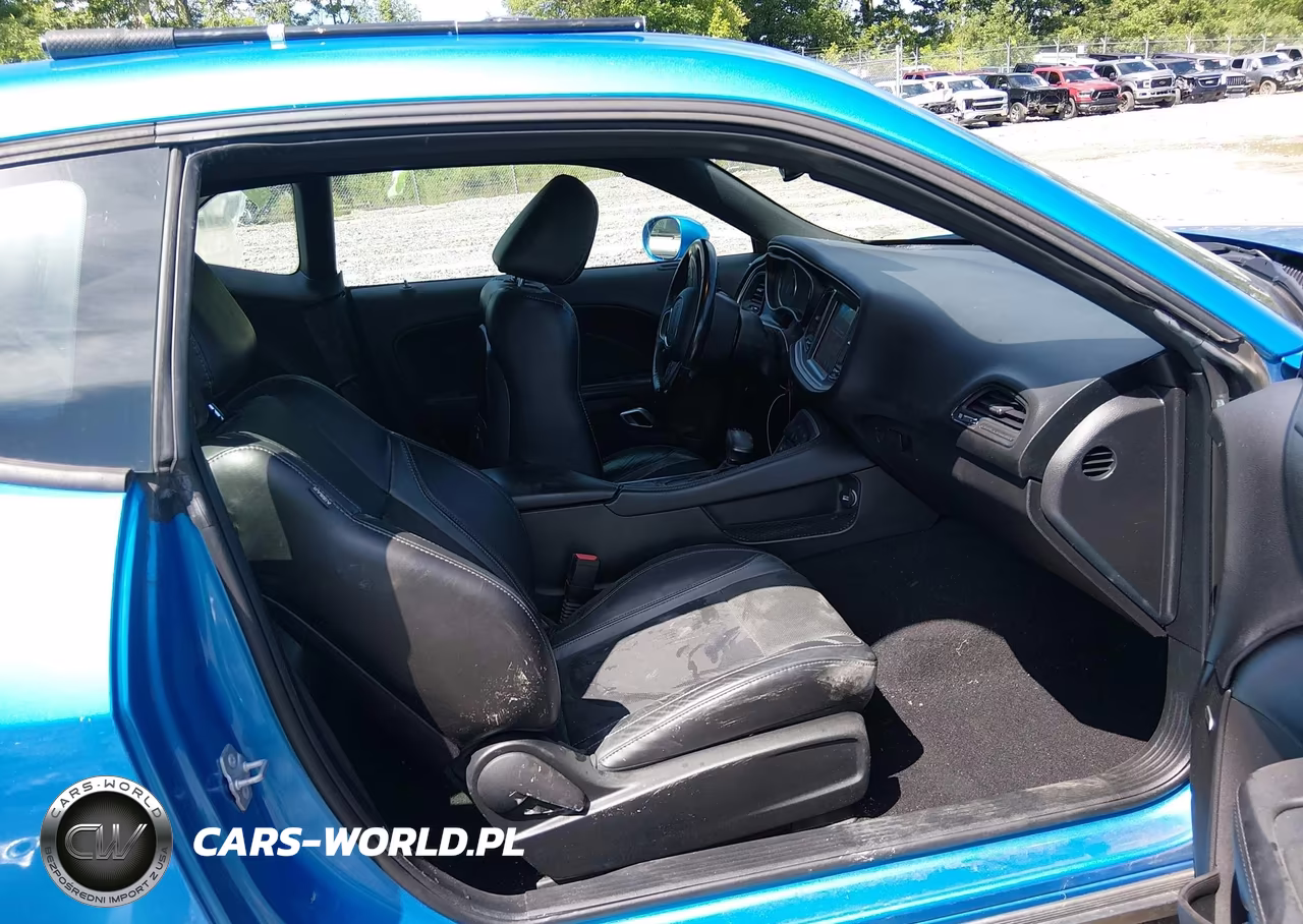 2019 Dodge Challenger Sxt Awd VIN:2C3CDZGGXKH699987 - 5