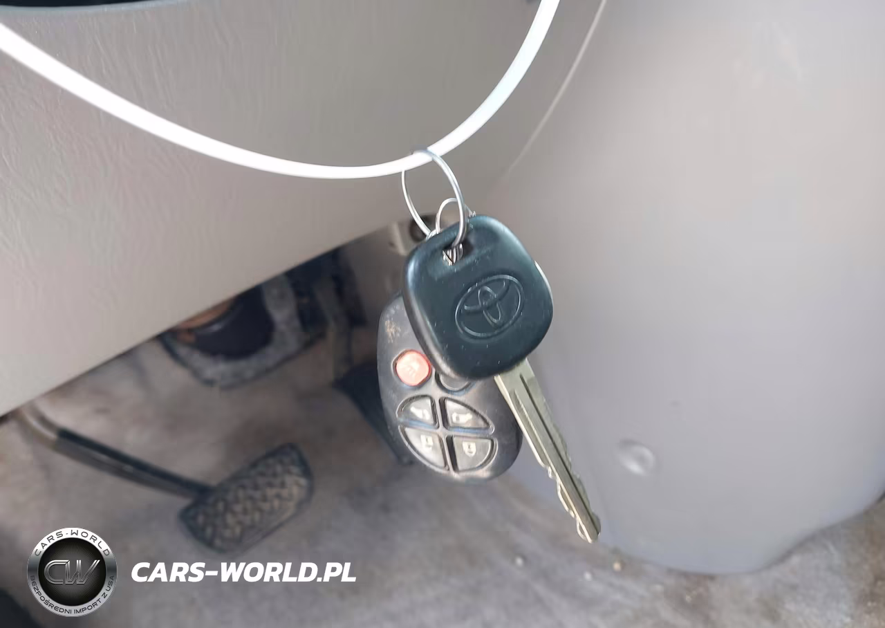 2005 Toyota Sienna Xle VIN:5TDZA22C45S255259 - 11