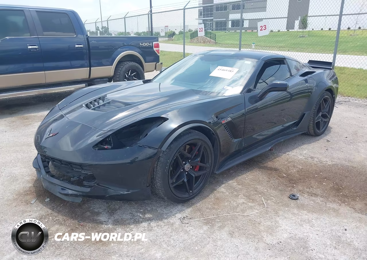 2015 Chevrolet Corvette Z06 VIN:1G1YR2D67F5605477 - 2