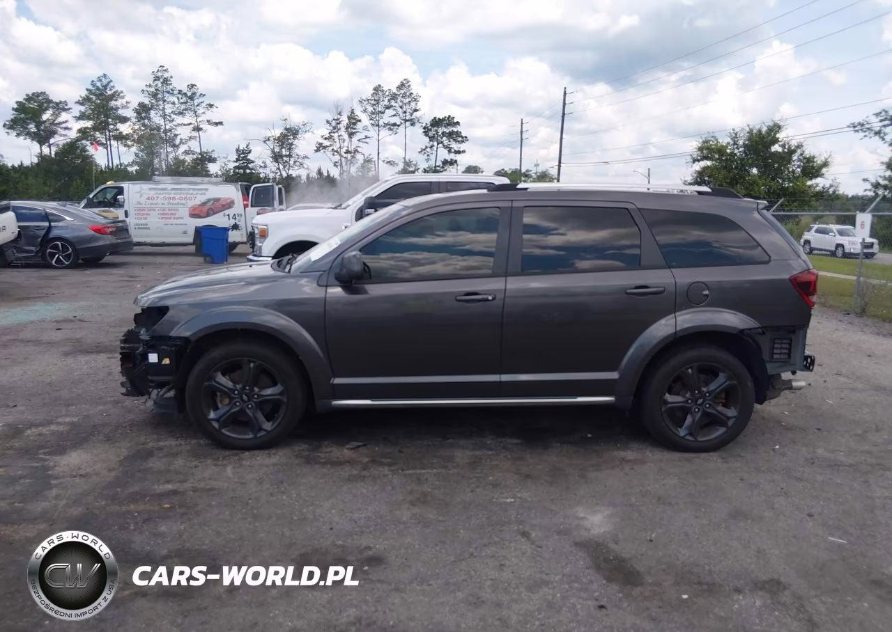 2018 Dodge Journey Crossroad VIN:3C4PDCGGXJT505233 - 15