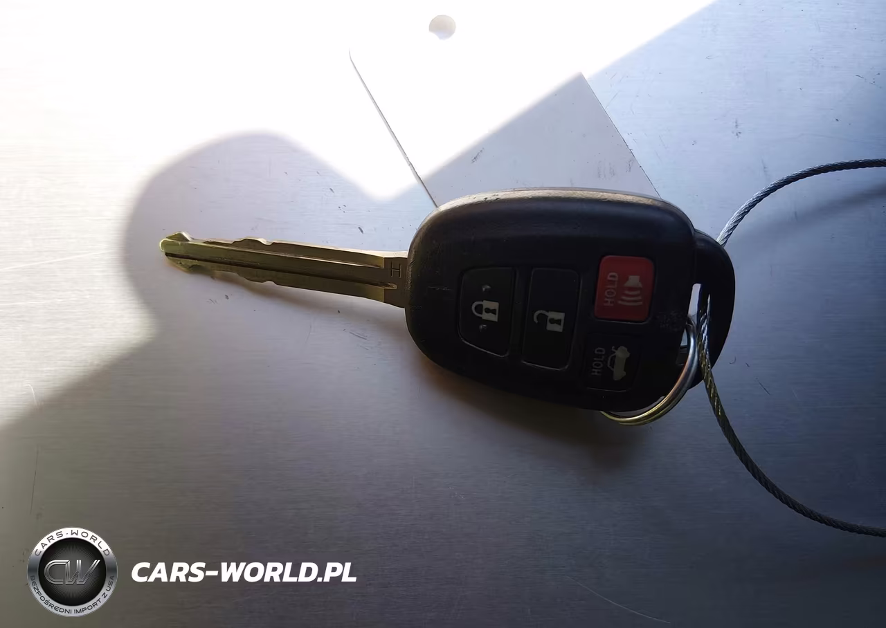 2016 Toyota Corolla Le Plus VIN:5YFBURHEXGP548878 - 11
