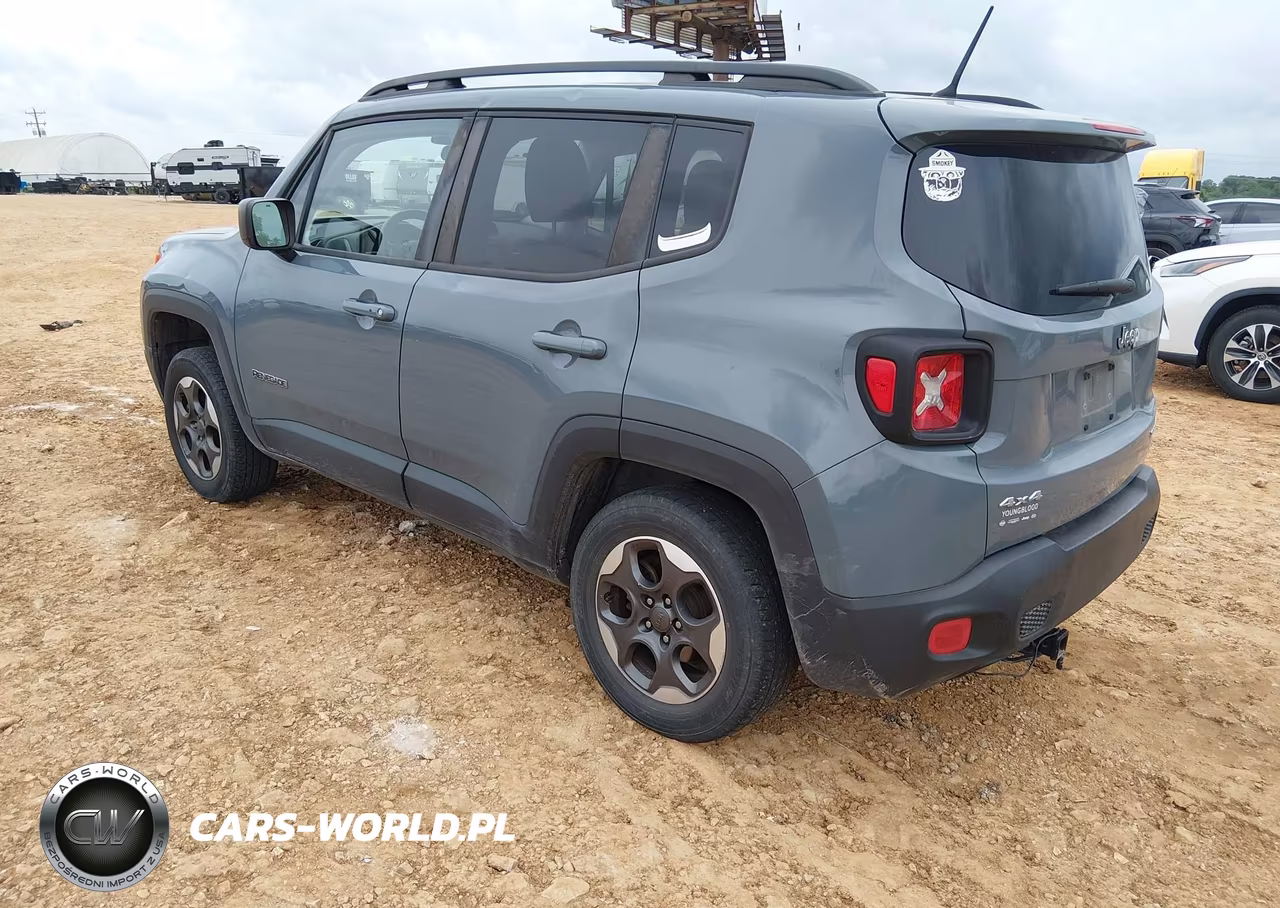 2017 Jeep Renegade Sport 4X4 VIN:ZACCJBAB2HPG05018 - 3