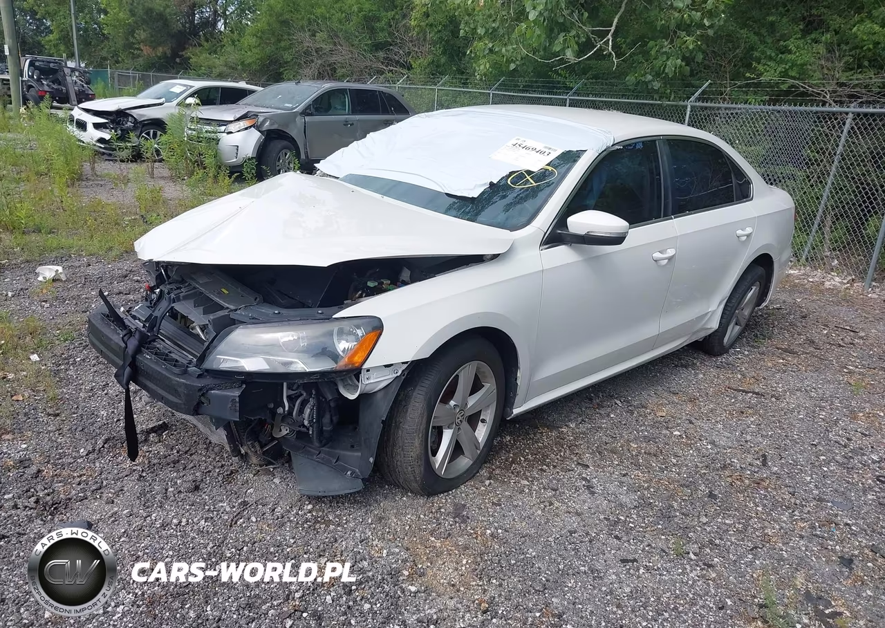 2015 Volkswagen Passat 1.8T Se VIN:1VWBT7A35FC008665 - 2