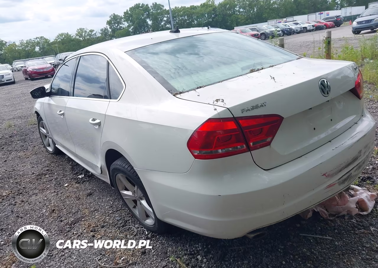 2015 Volkswagen Passat 1.8T Se VIN:1VWBT7A35FC008665 - 3