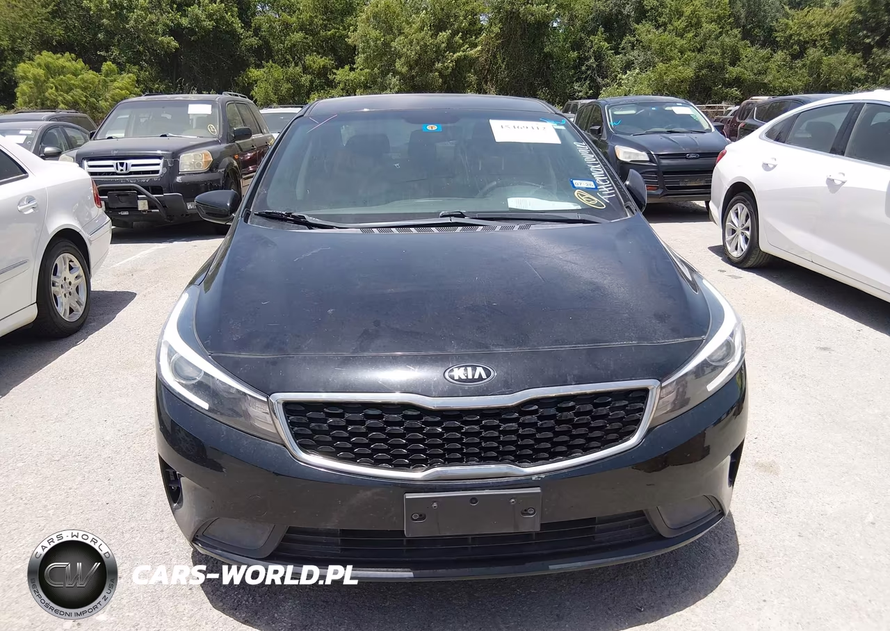 2017 Kia Forte Lx VIN:3KPFK4A72HE106962 - 12