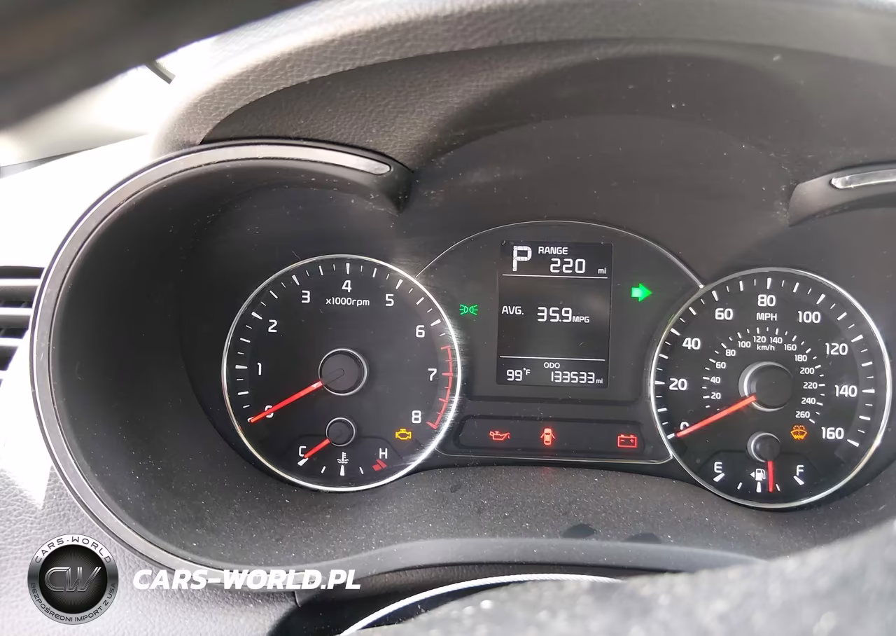 2017 Kia Forte Lx VIN:3KPFK4A72HE106962 - 7
