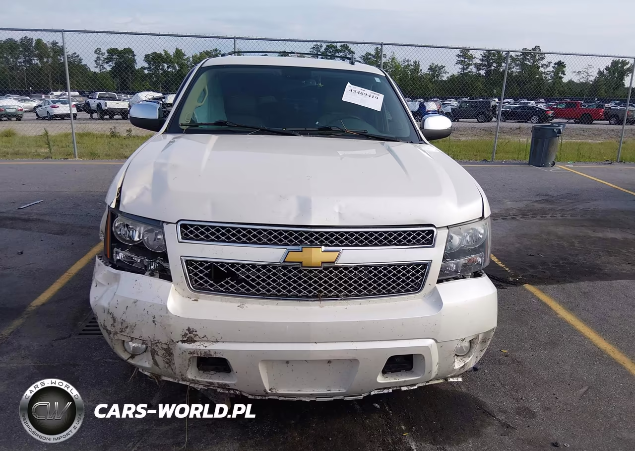 2013 Chevrolet Tahoe Ltz VIN:1GNSKCE04DR366128 - 13