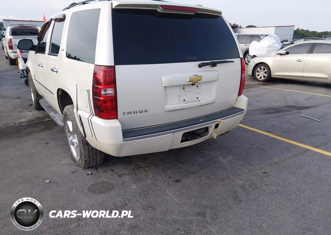 2013 Chevrolet Tahoe Ltz VIN:1GNSKCE04DR366128 - 18