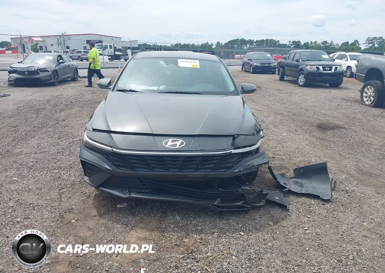 2024 Hyundai Elantra Sel VIN:KMHLM4DG4RU762720 - 12