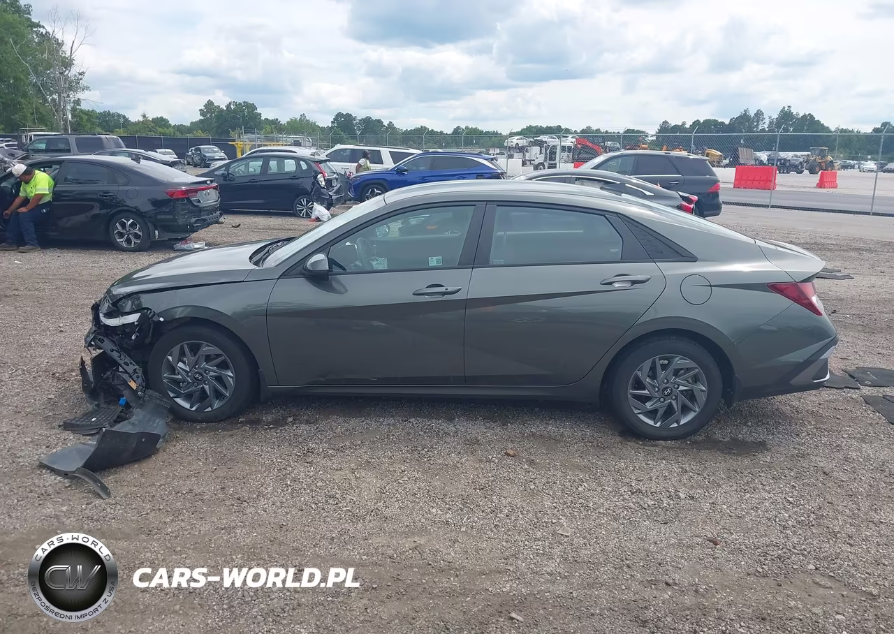 2024 Hyundai Elantra Sel VIN:KMHLM4DG4RU762720 - 14