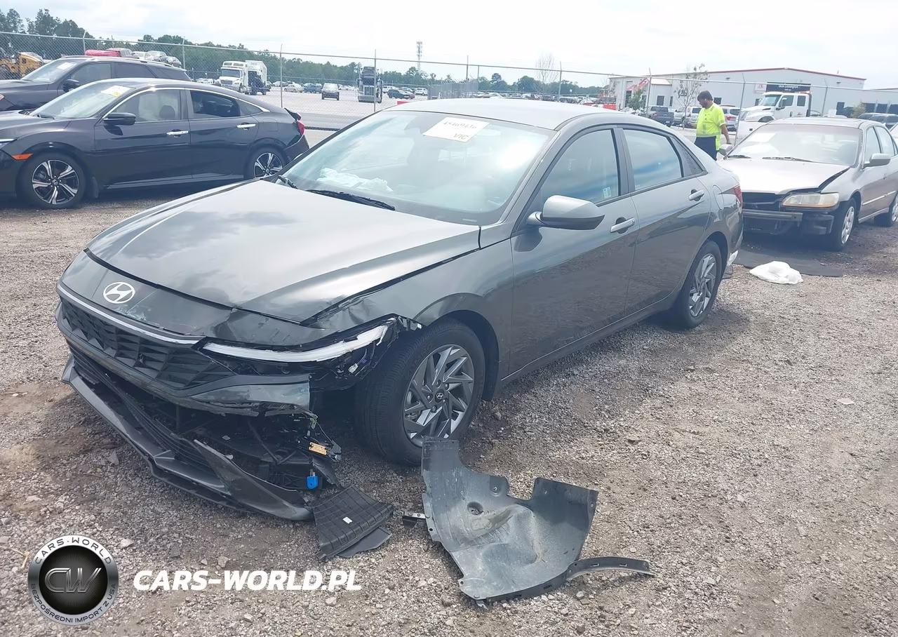 2024 Hyundai Elantra Sel VIN:KMHLM4DG4RU762720 - 2
