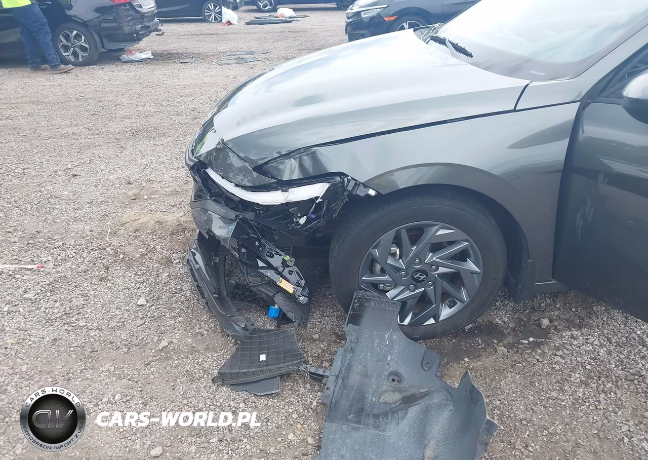 2024 Hyundai Elantra Sel VIN:KMHLM4DG4RU762720 - 6