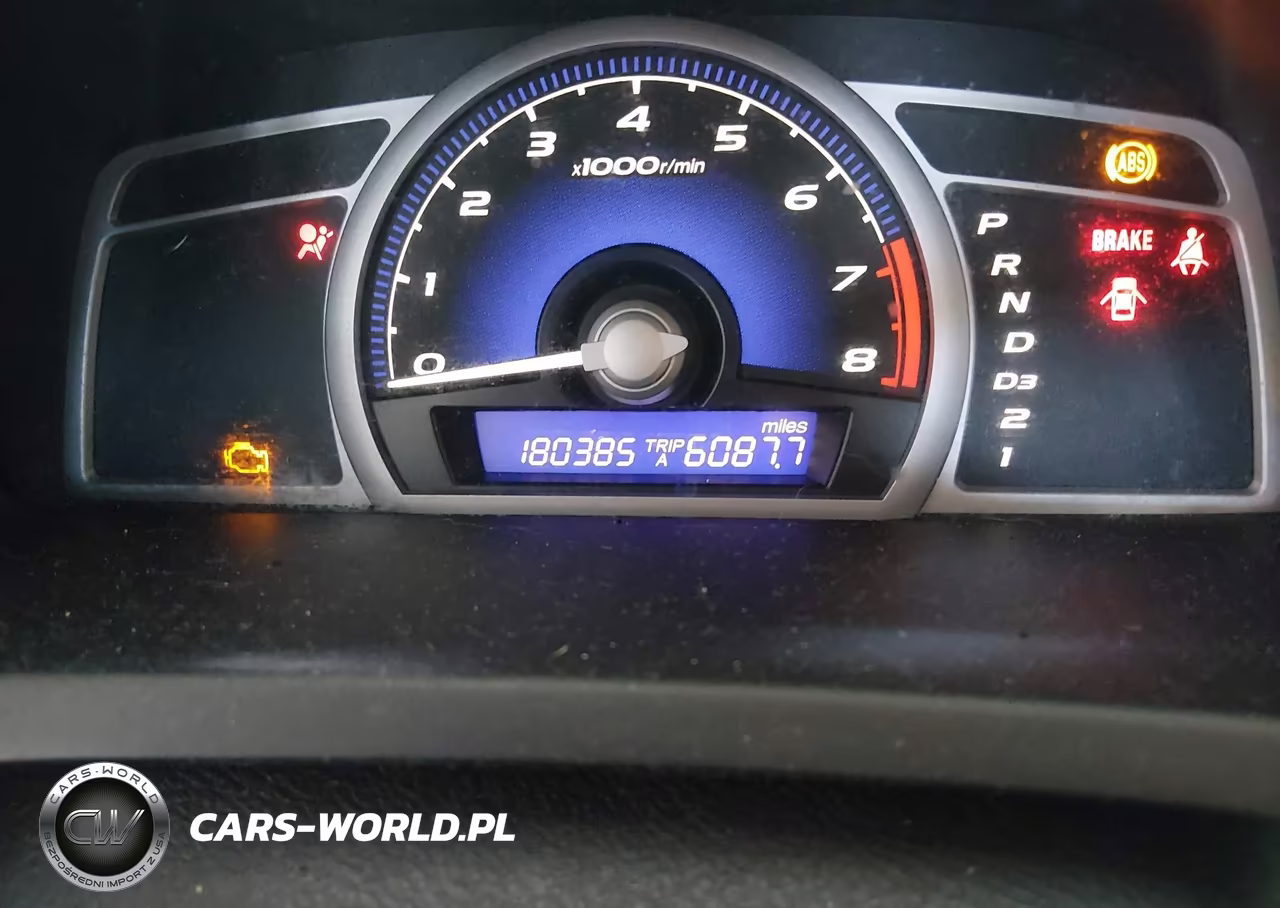 2007 Honda Civic Lx VIN:2HGFG12607H563117 - 7