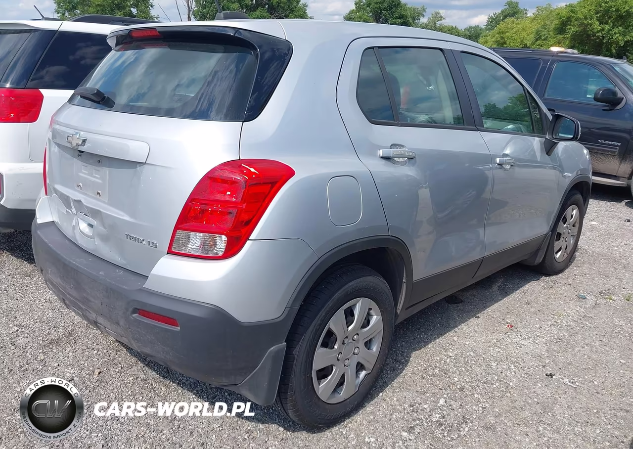 2015 Chevrolet Trax 1Ls VIN:3GNCJKSB4FL255953 - 4