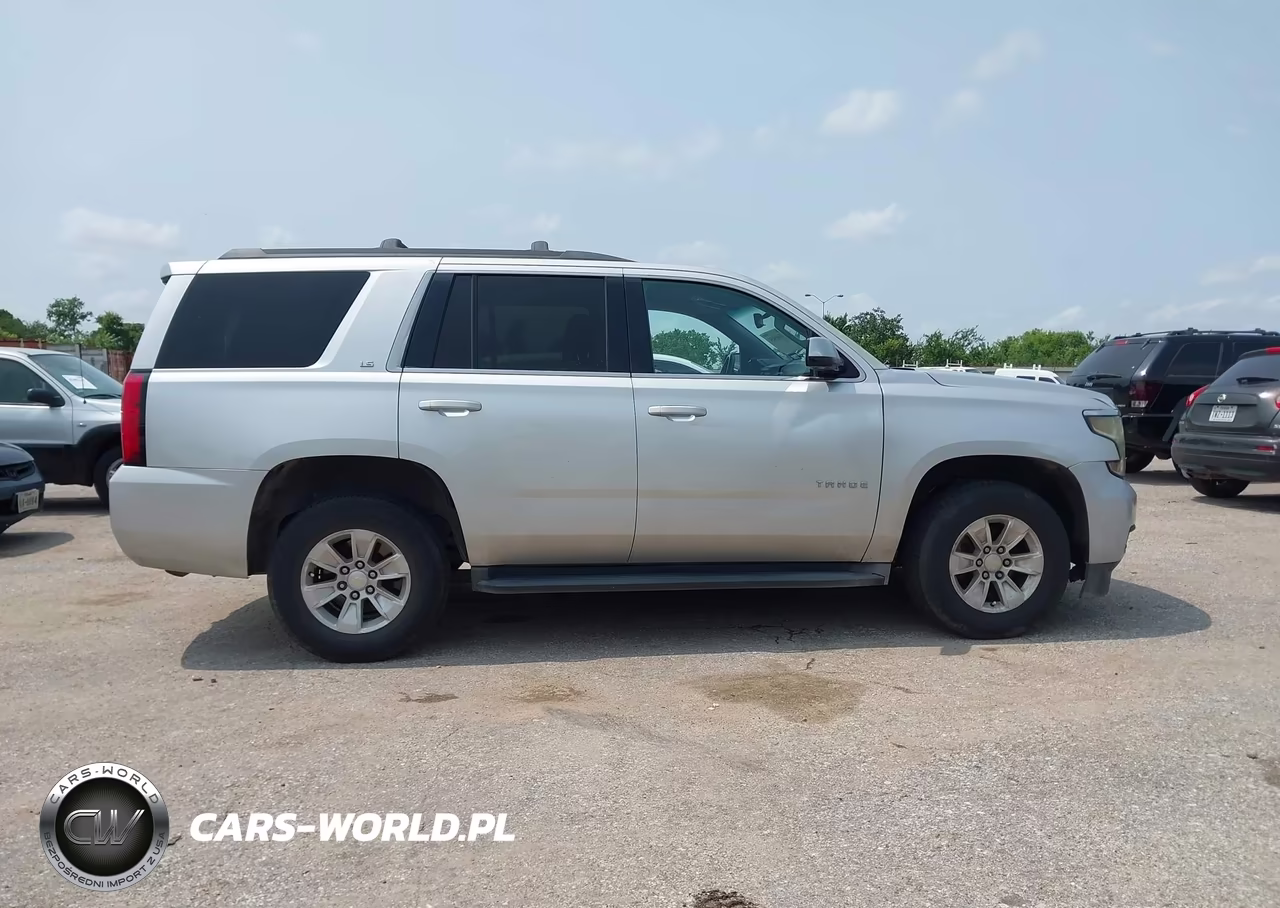 2016 Chevrolet Tahoe Ls VIN:1GNSCAKC7GR106844 - 13
