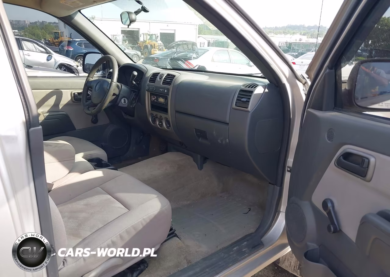 2004 Chevrolet Colorado Ls VIN:1GCDT146748148411 - 5