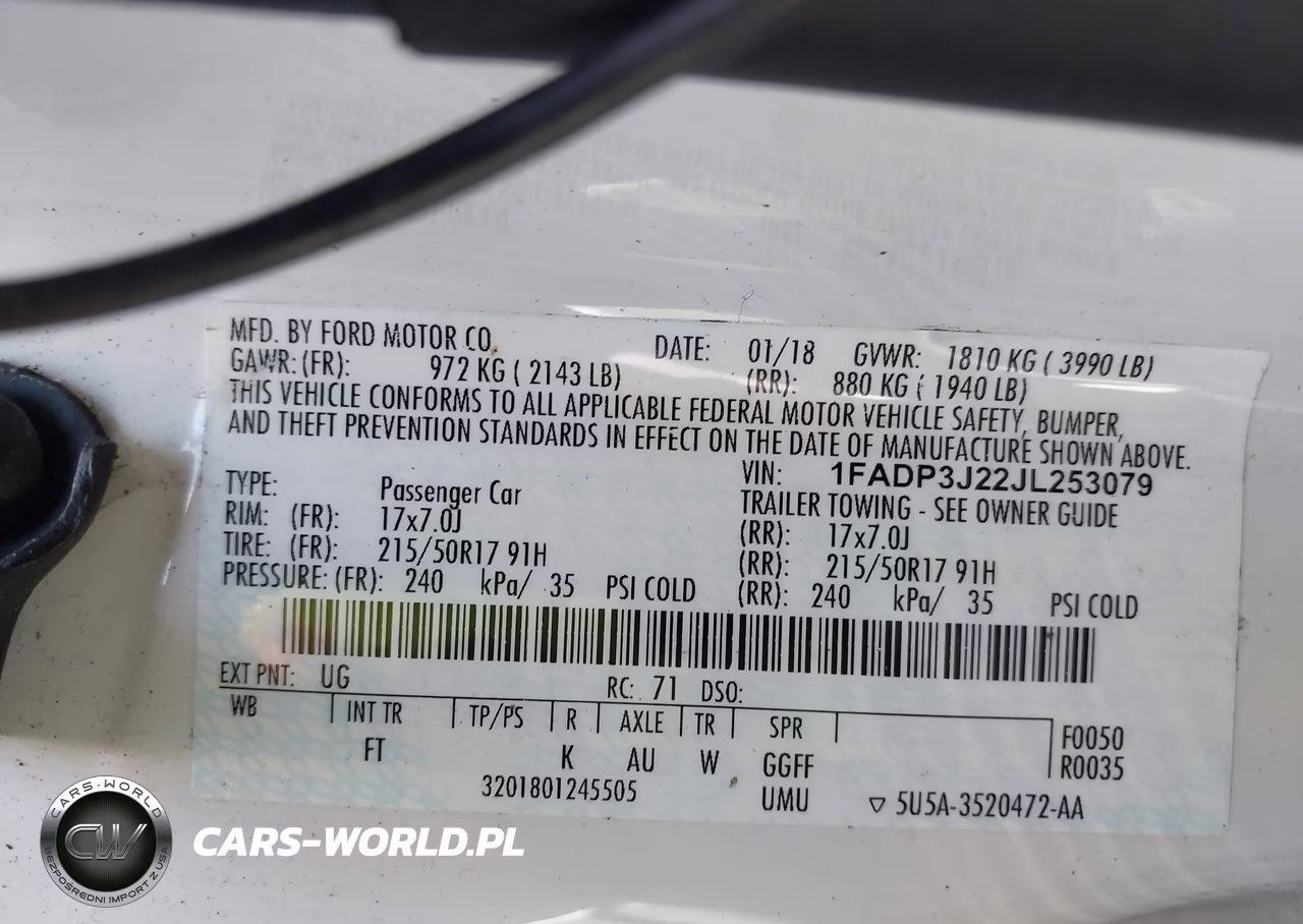 2018 Ford Focus Titanium VIN:1FADP3J22JL253079 - 9