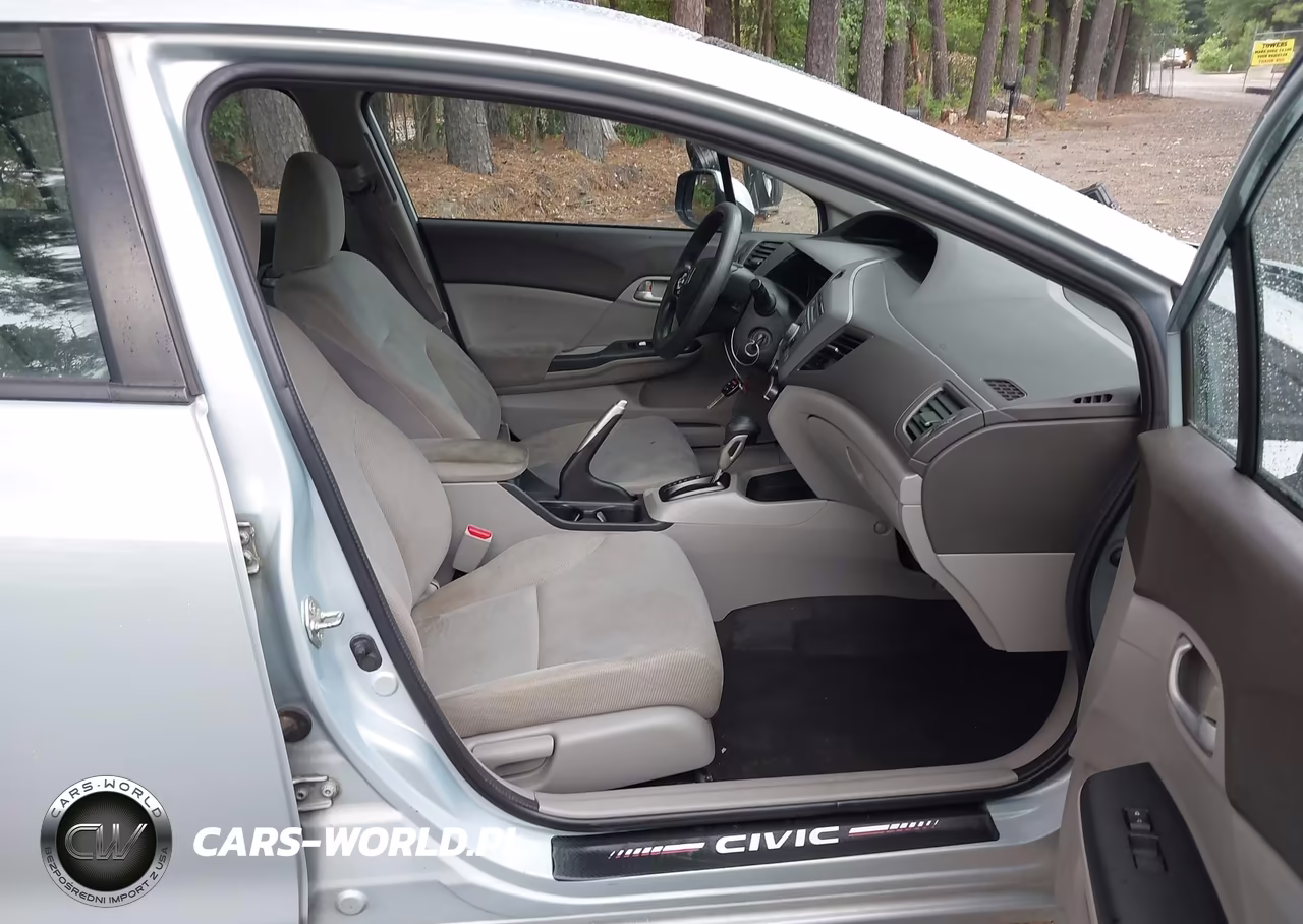 2012 Honda Civic Lx VIN:2HGFB2F57CH599385 - 5