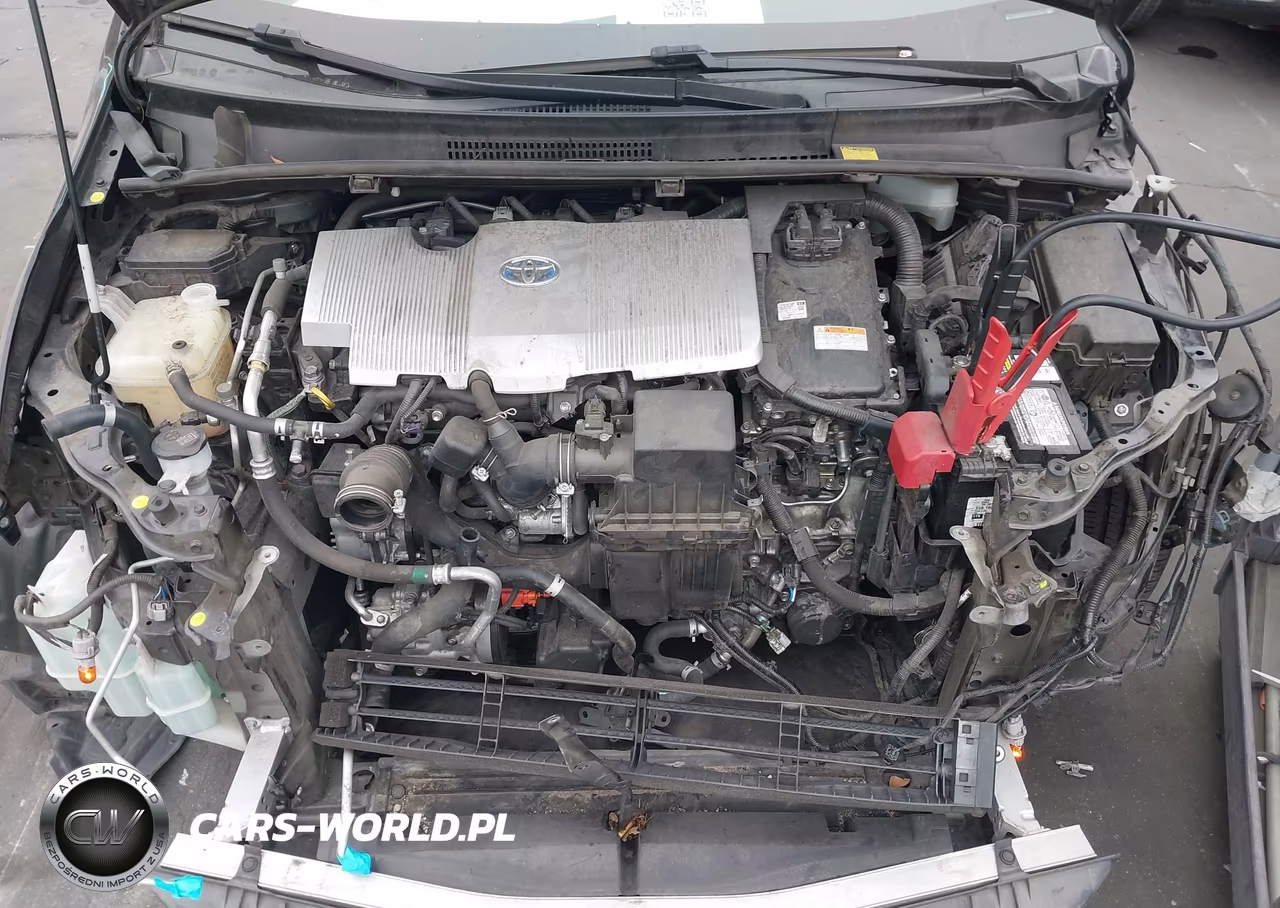 2018 Toyota Prius Two VIN:JTDKBRFU2J3590784 - 10