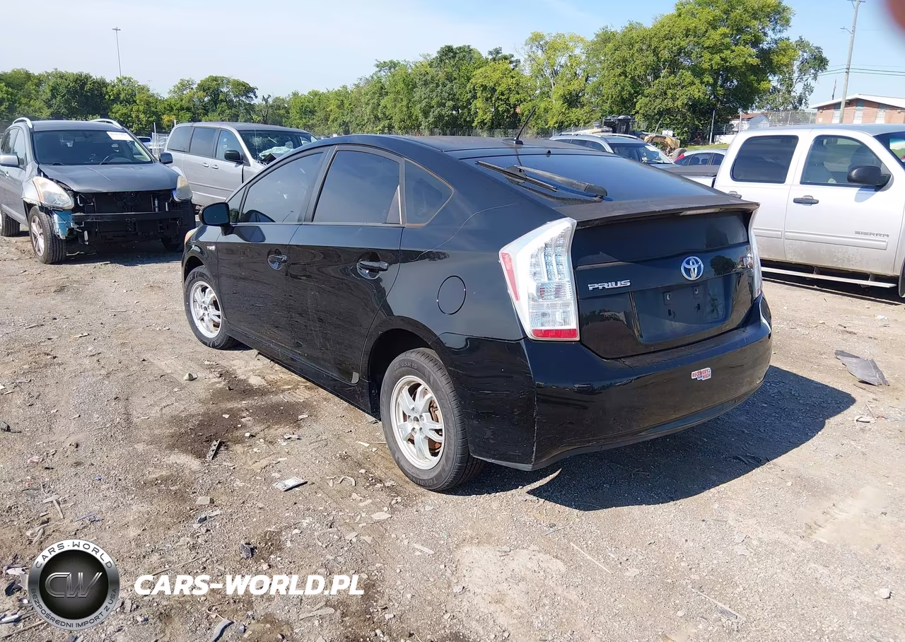 2011 Toyota Prius Three VIN:JTDKN3DUXB0249501 - 3