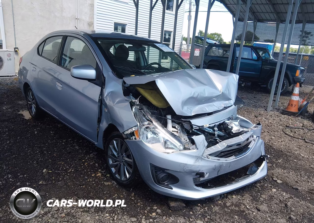 2018 Mitsubishi Mirage G4 Es – zdjęcie 1 z 18
