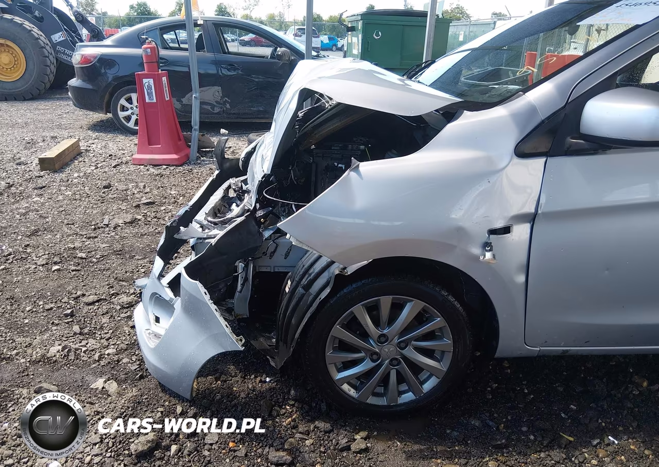 2018 Mitsubishi Mirage G4 Es VIN:ML32F3FJ5JHF09454 - 18