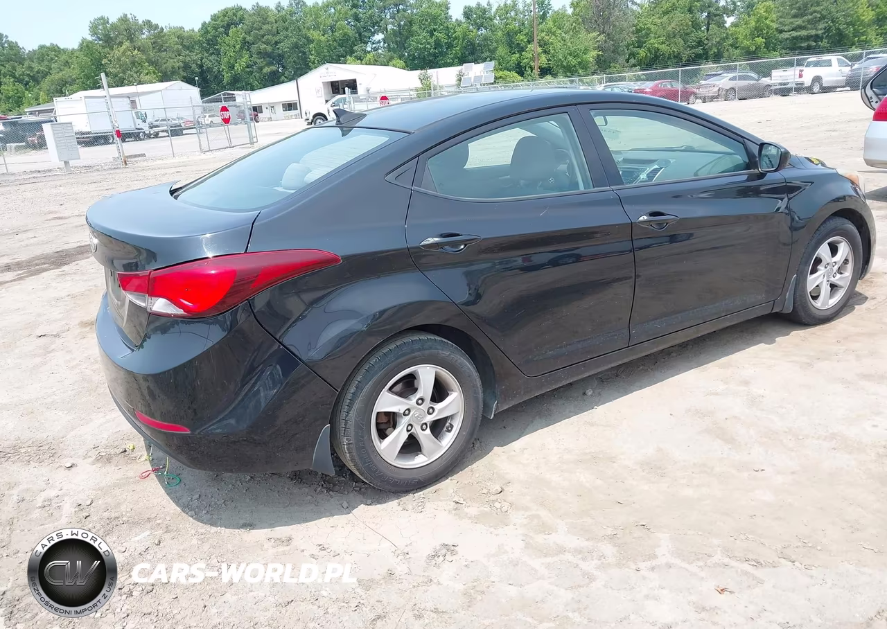 2015 Hyundai Elantra Se VIN:5NPDH4AE7FH582542 - 4