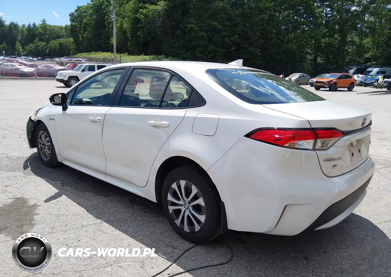 2020 Toyota Corolla Hybrid Le VIN:JTDEBRBEXLJ014709 - 3