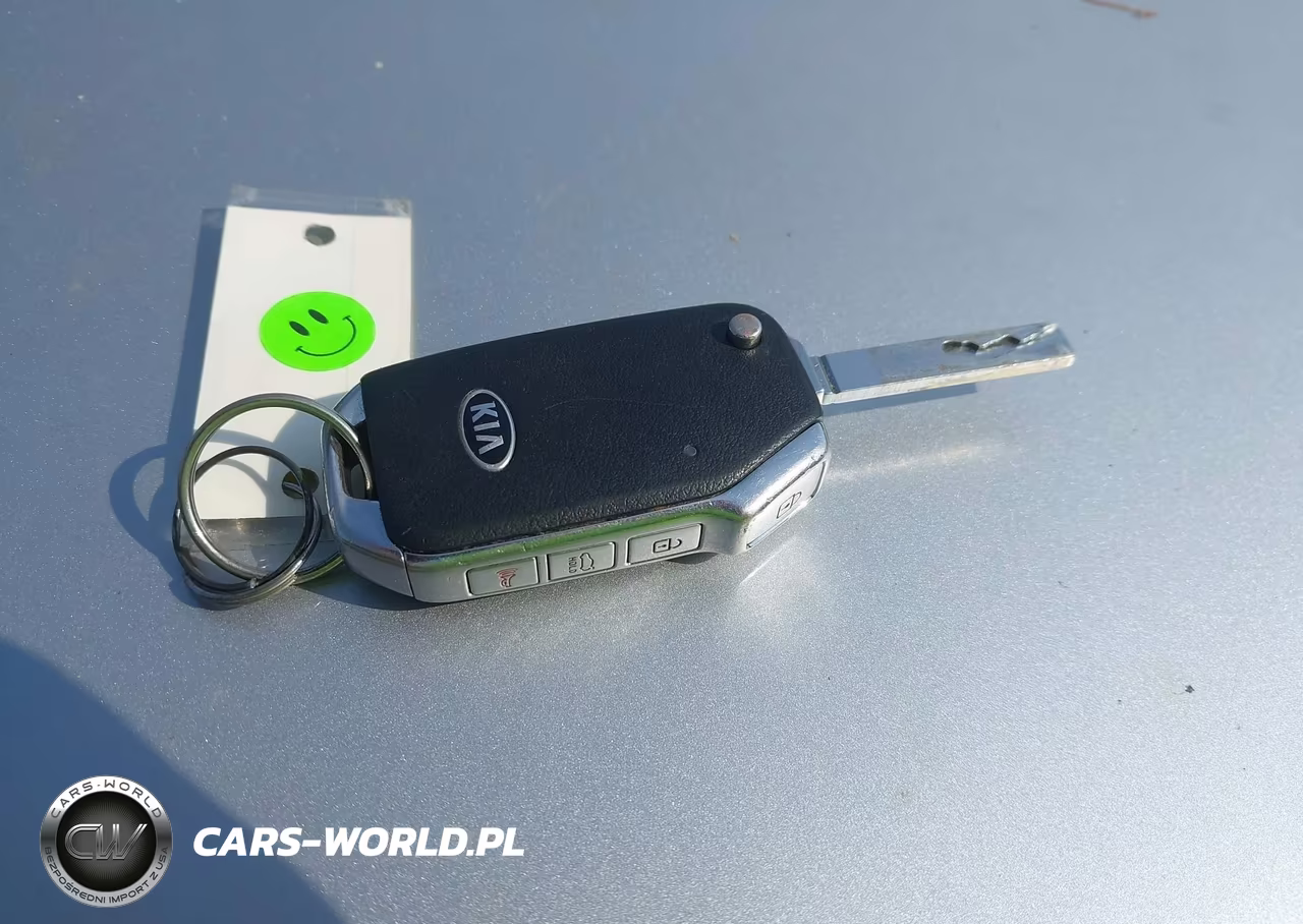 2019 Kia Forte Lxs VIN:3KPF24AD3KE049135 - 11