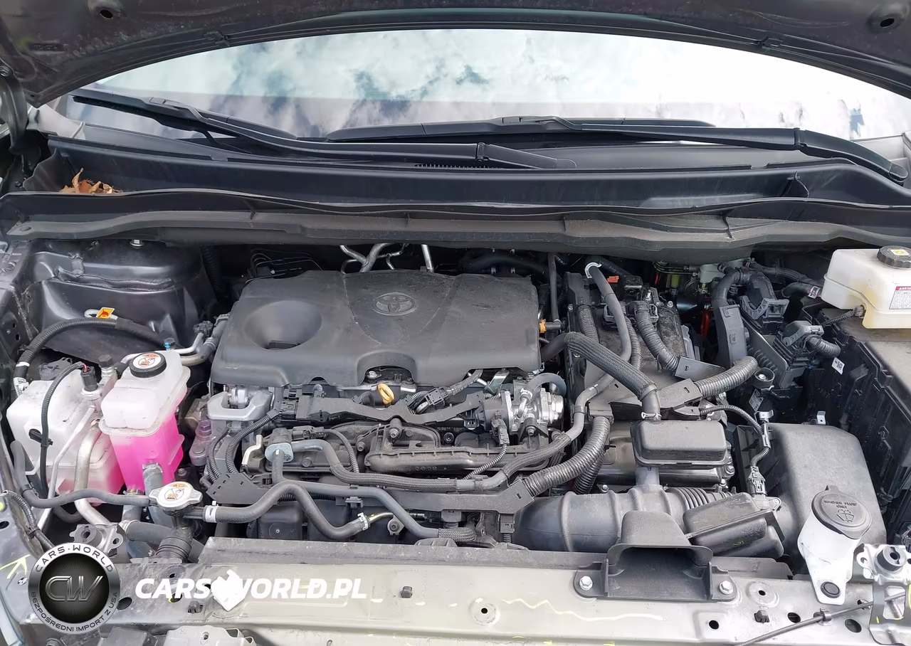 2025 Toyota Sienna Xle VIN:5TDJRKEC0SS254395 - 10