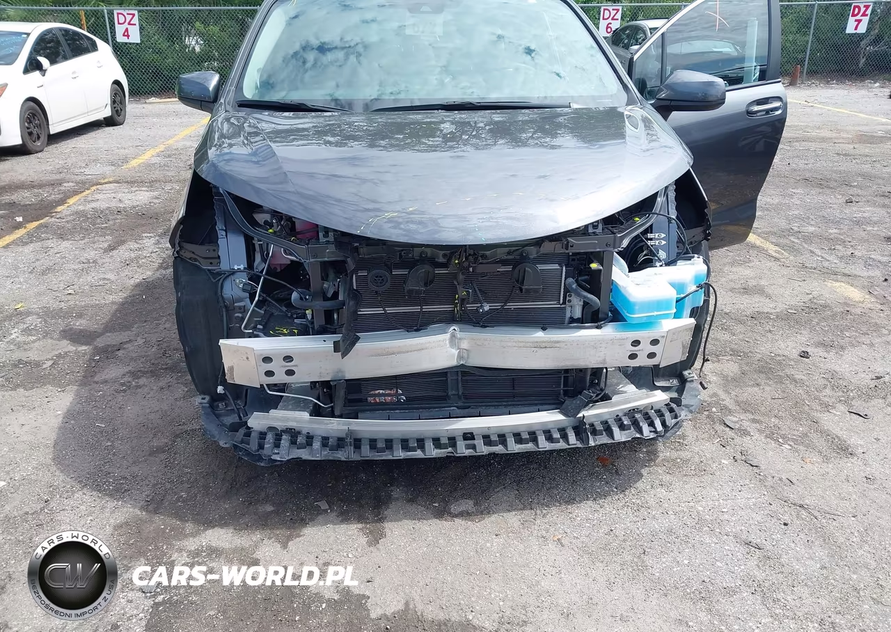 2025 Toyota Sienna Xle VIN:5TDJRKEC0SS254395 - 6