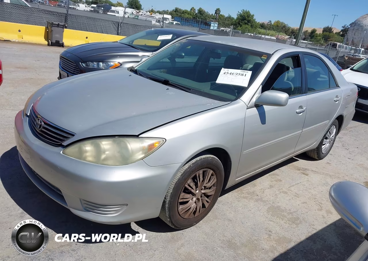 2005 Toyota Camry Le VIN:4T1BE32K95U955918 - 2