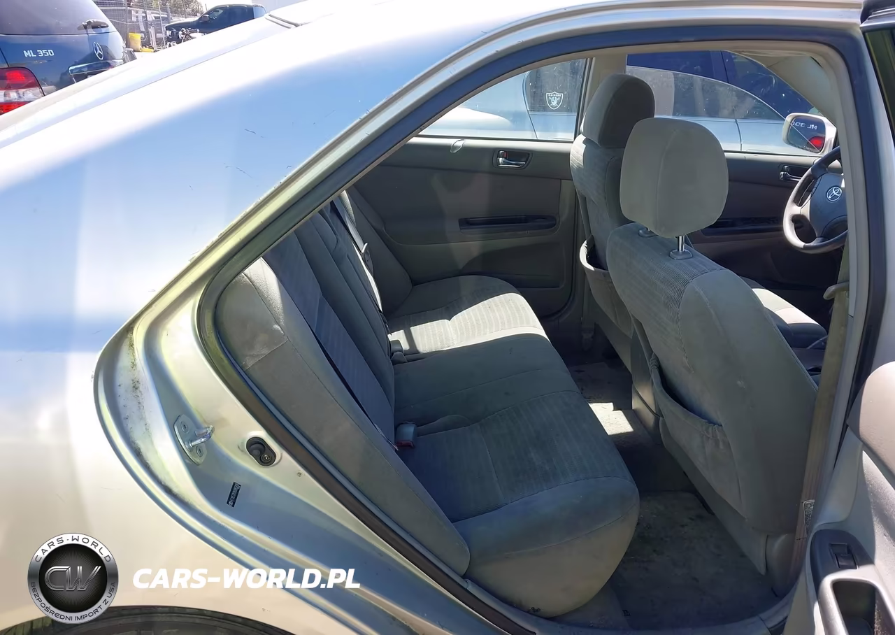 2005 Toyota Camry Le VIN:4T1BE32K95U955918 - 8