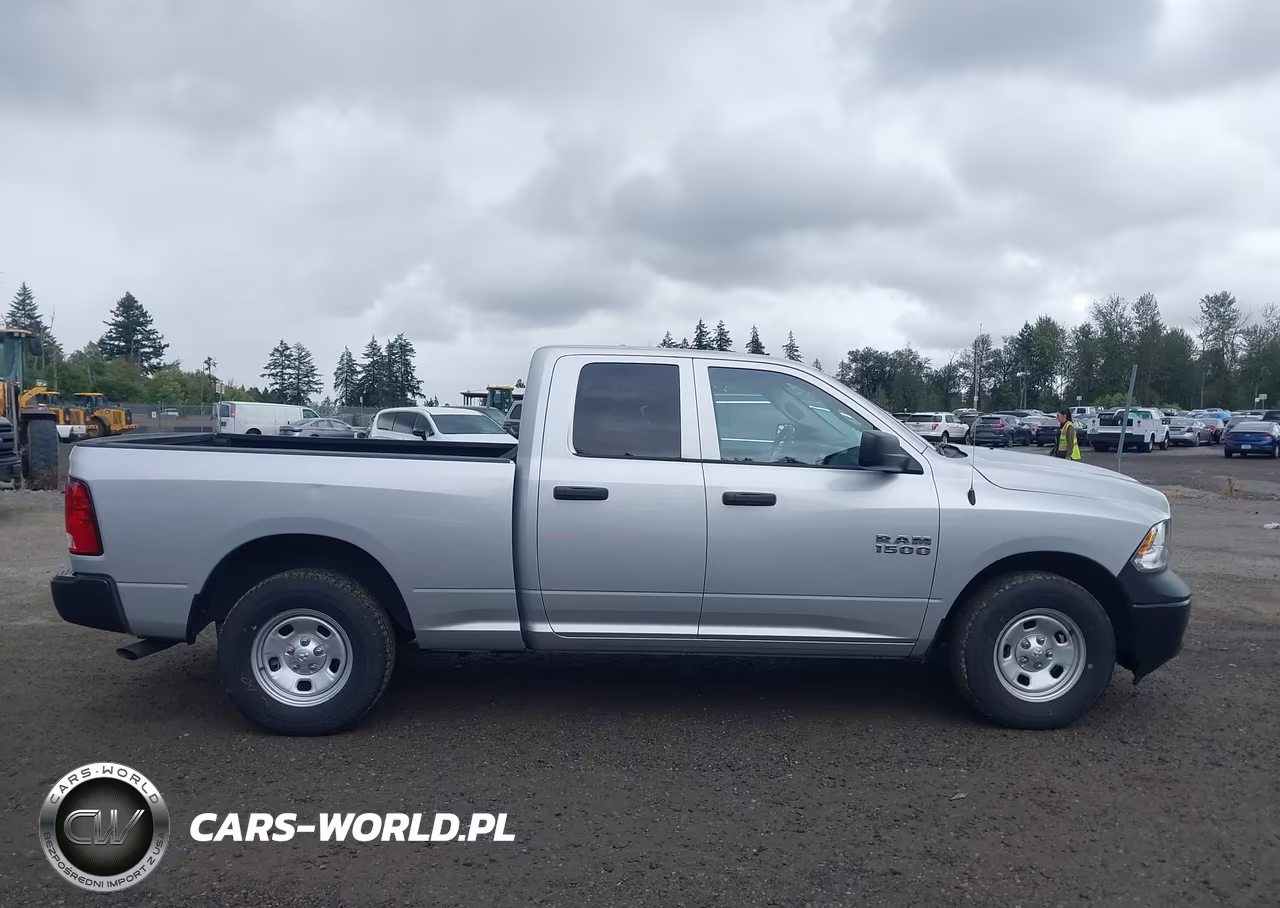 2018 Ram 1500 Tradesman 4X2 6'4 Box VIN:1C6RR6FG3JS322262 - 17