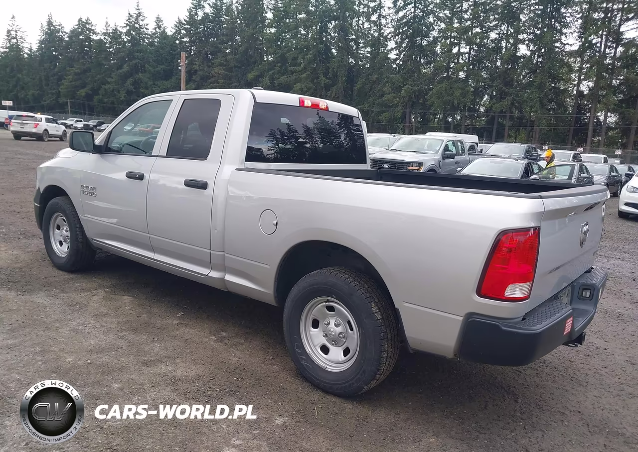 2018 Ram 1500 Tradesman 4X2 6'4 Box VIN:1C6RR6FG3JS322262 - 3