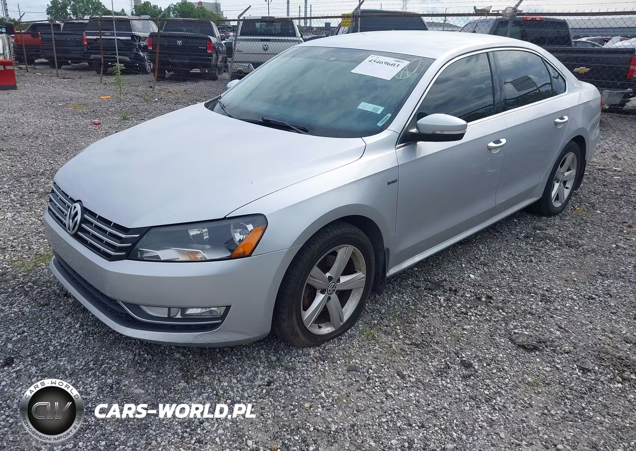 2015 Volkswagen Passat 1.8T Limited Edition VIN:1VWAT7A39FC120736 - 2