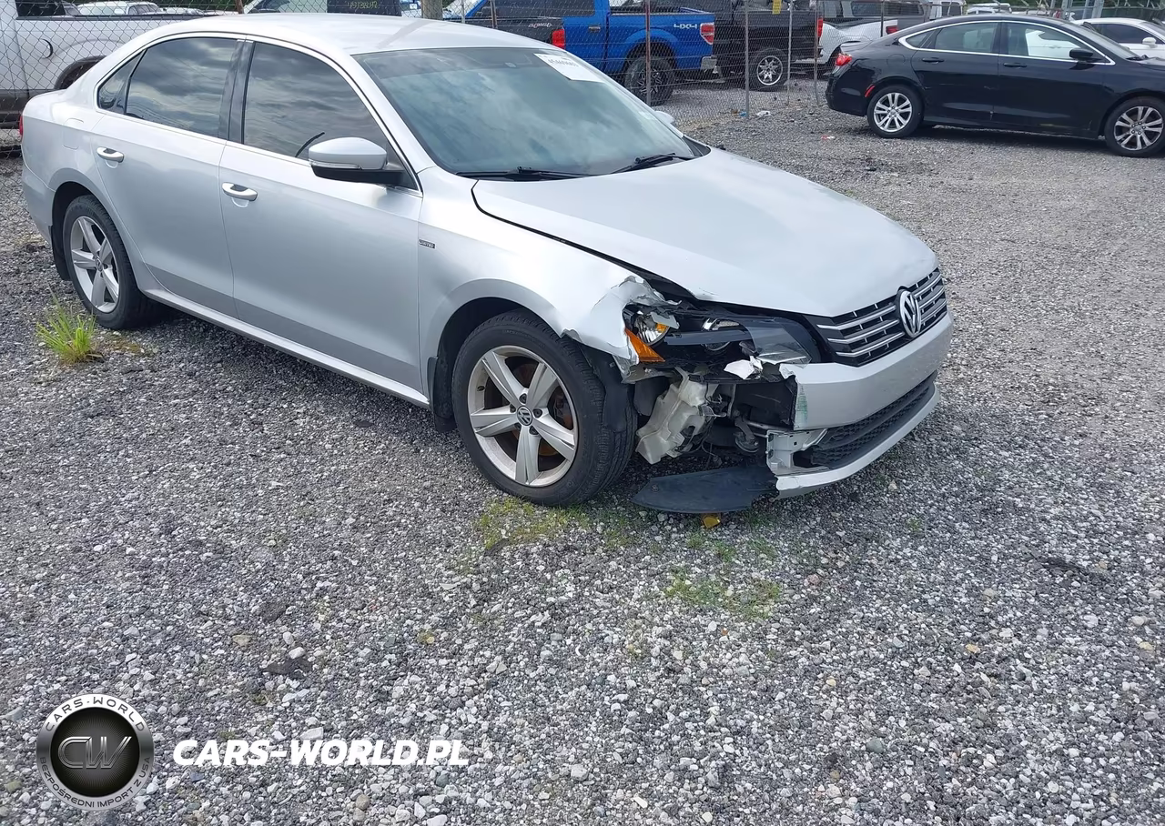 2015 Volkswagen Passat 1.8T Limited Edition VIN:1VWAT7A39FC120736 - 6