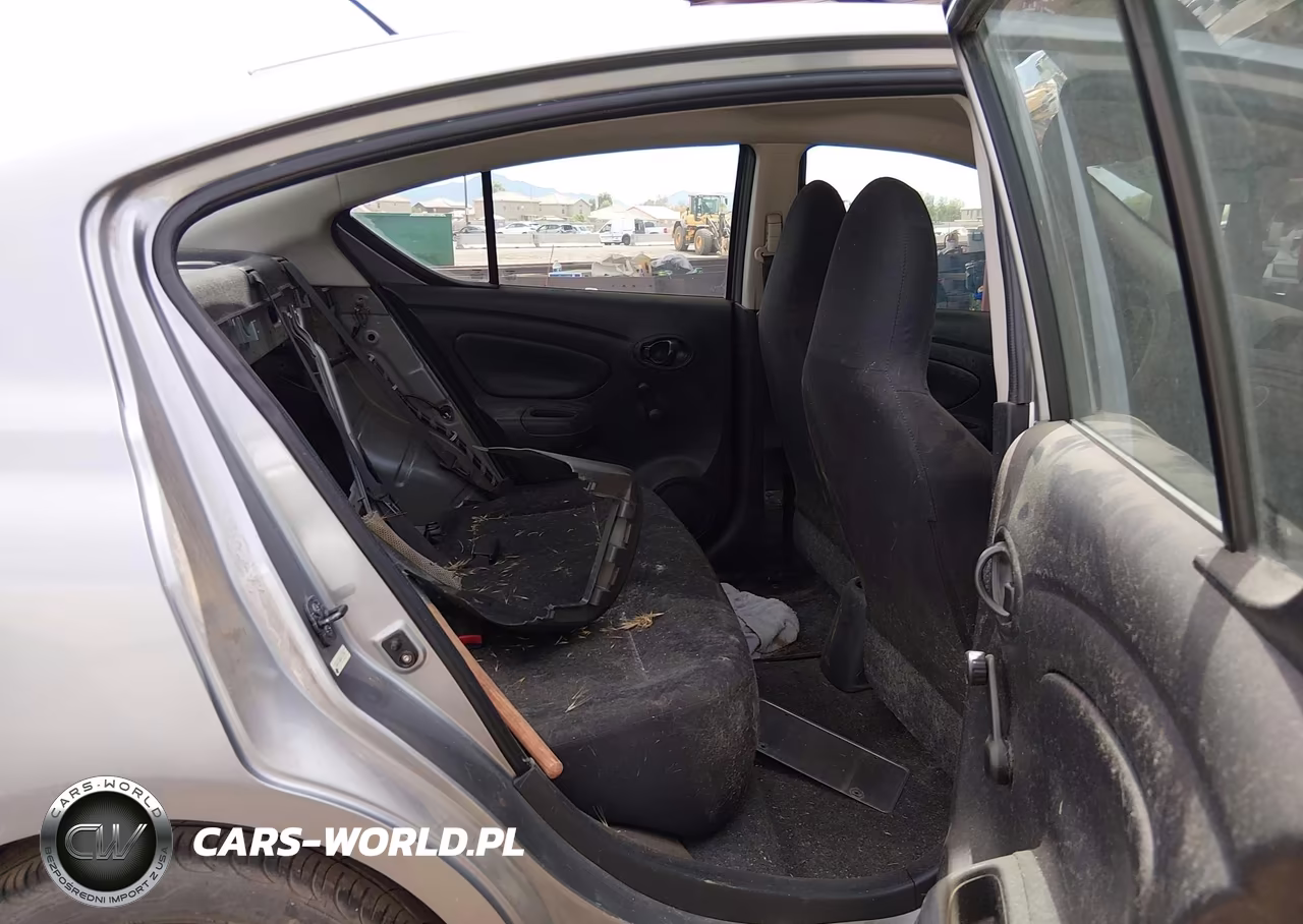 2014 Nissan Versa S VIN:3N1CN7AP2EL827370 - 8