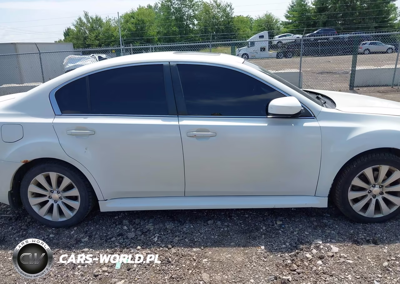2011 Subaru Legacy 2.5I Limited VIN:4S3BMCK68B3236848 - 13