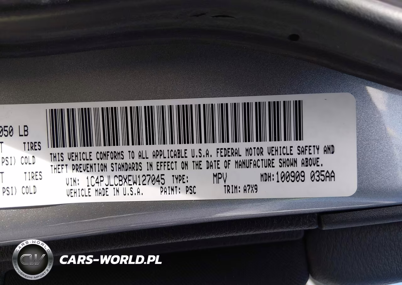 2014 Jeep Cherokee Latitude VIN:1C4PJLCBXEW127045 - 9