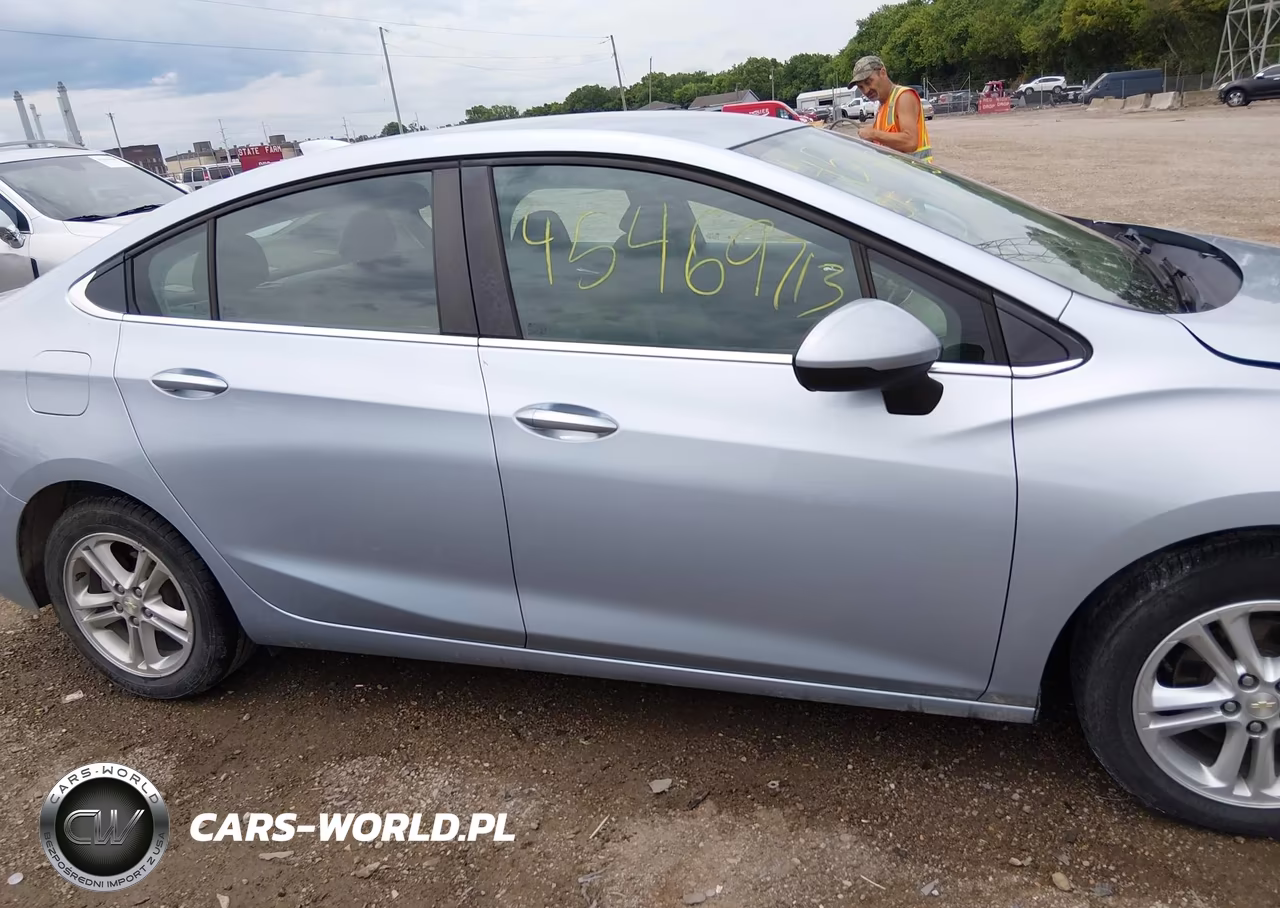 2018 Chevrolet Cruze Lt Auto VIN:1G1BE5SM0J7147749 - 13