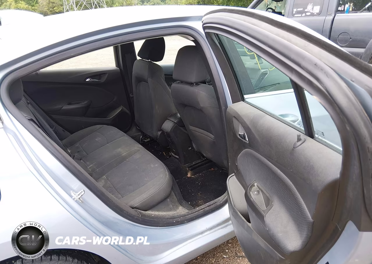 2018 Chevrolet Cruze Lt Auto VIN:1G1BE5SM0J7147749 - 8